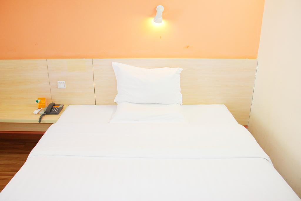 מלון 7Days Premium Guangzhou Tianhe Shipaiqiao מראה חיצוני תמונה