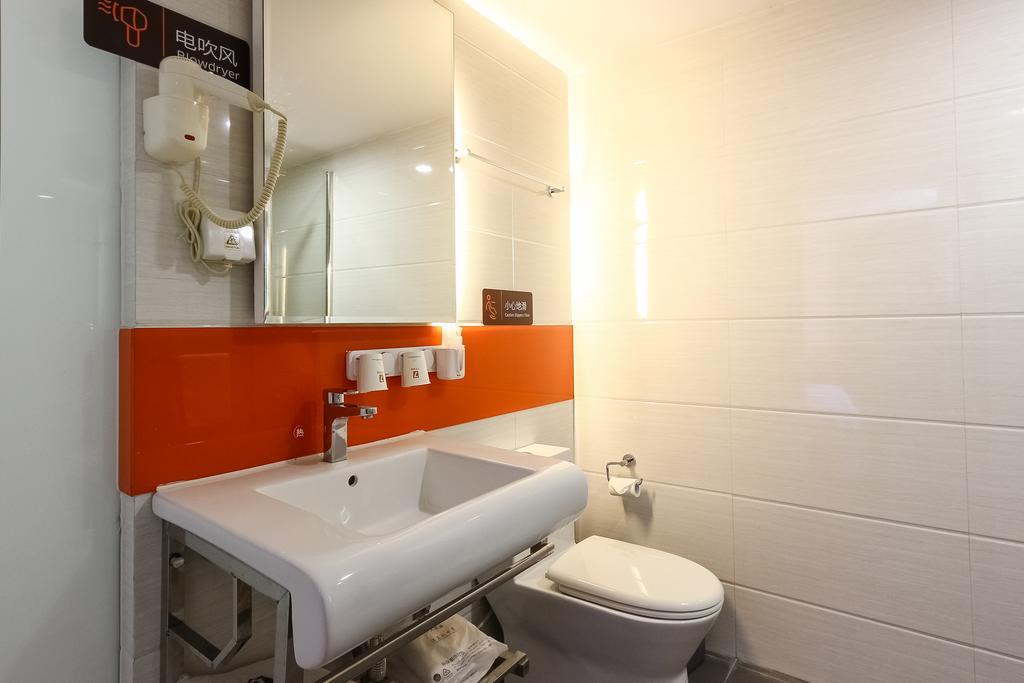 מלון 7Days Premium Guangzhou Tianhe Shipaiqiao מראה חיצוני תמונה
